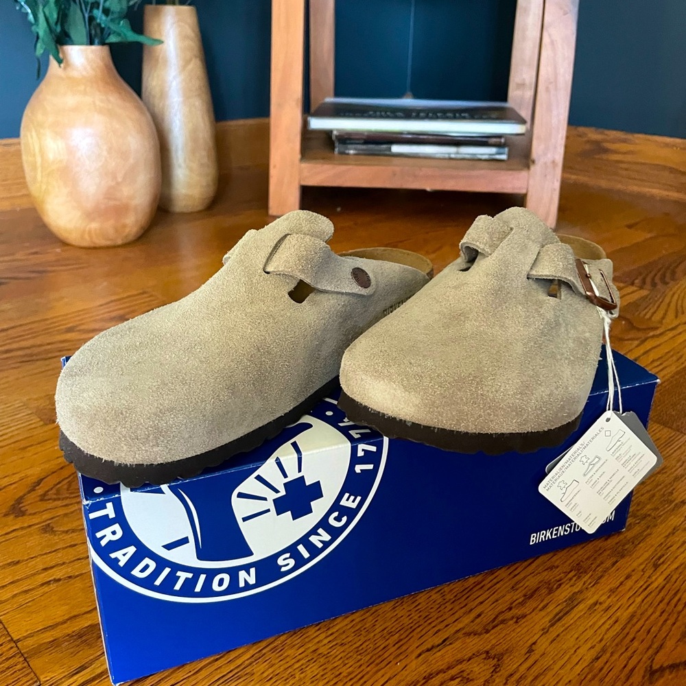 Birkenstock Boston Taupe Suede. EU 38 W7/7.5 .regular. New w/box.